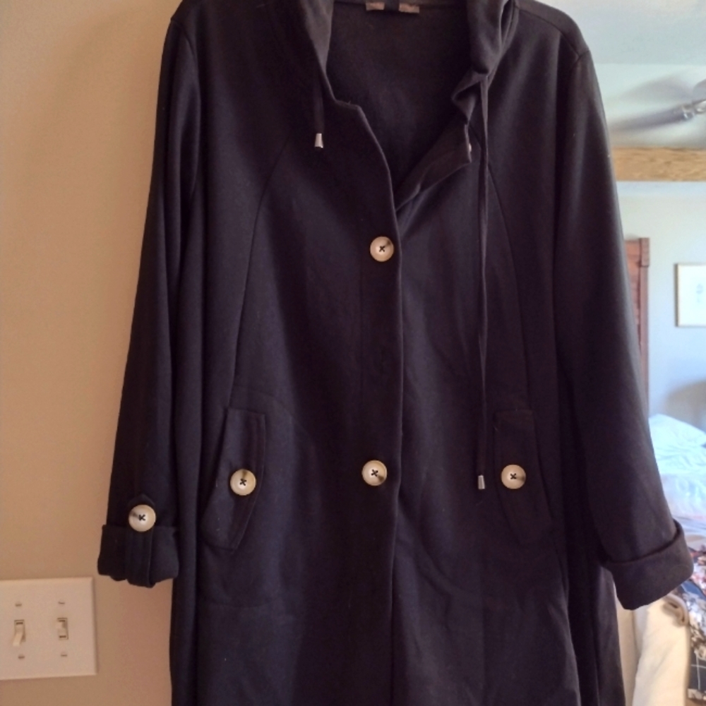 Short  hooded sweat shirt jacket